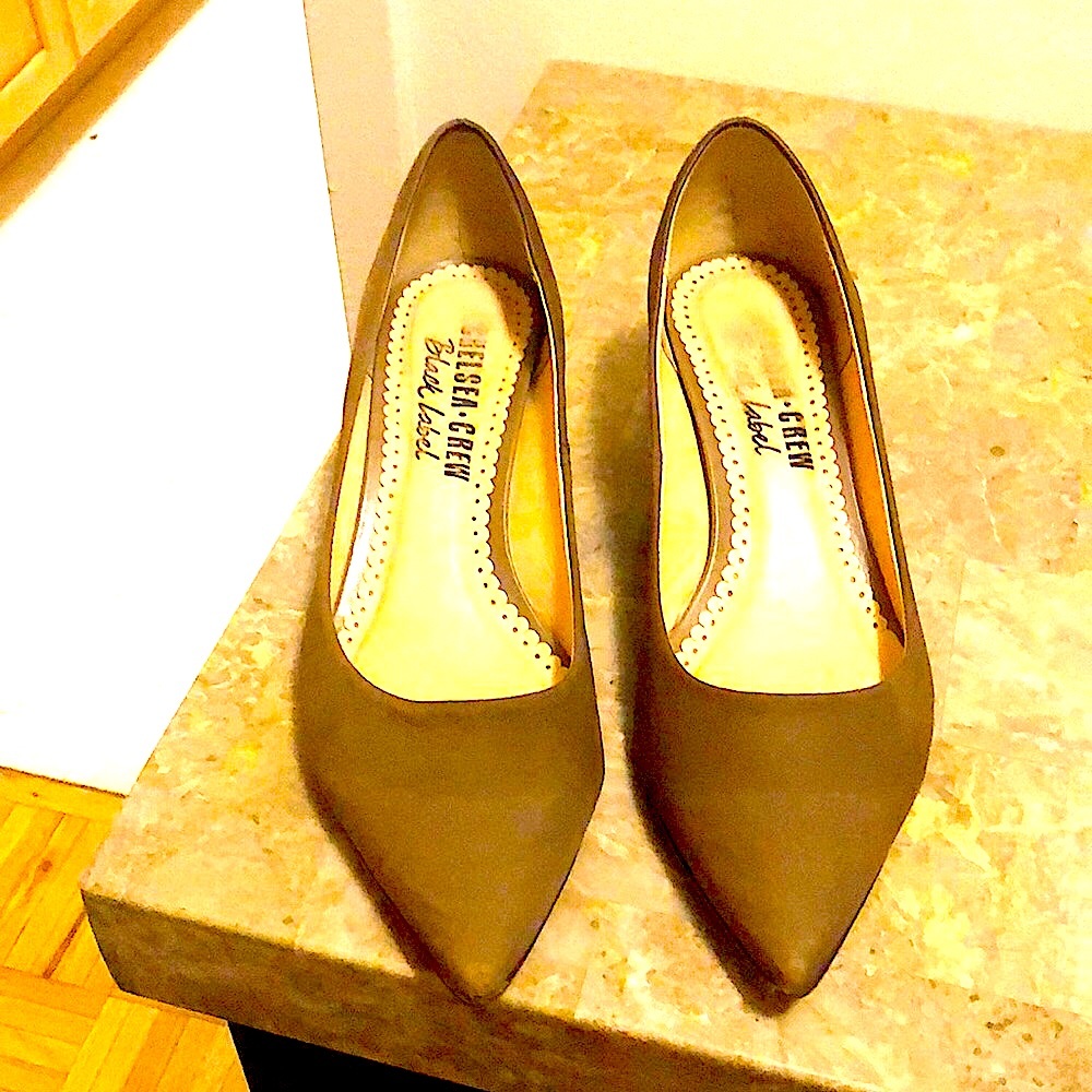 🔥Brown suede leather kitten heel pointy toe pump🦋